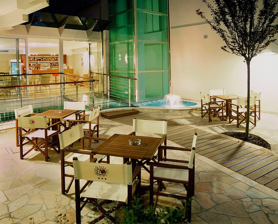 Hotel Albatros Misano Adriatico Exterior foto